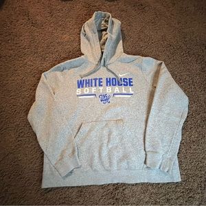 Nike White House high school softball  Grey hoodie size XL like new conditions